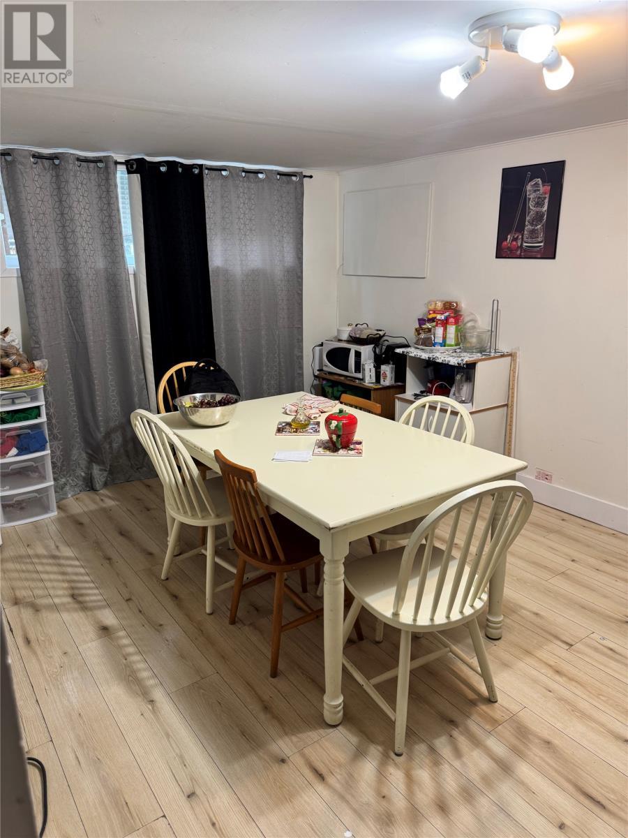 5 Blackwood Place, St Johns, NL - Indoor Photo Showing Dining Room