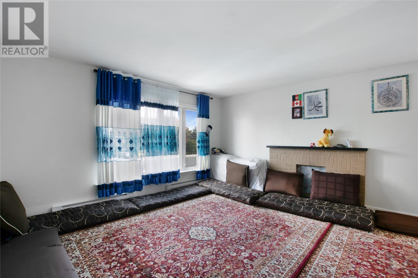 5 Blackwood Place, St Johns, NL - Indoor