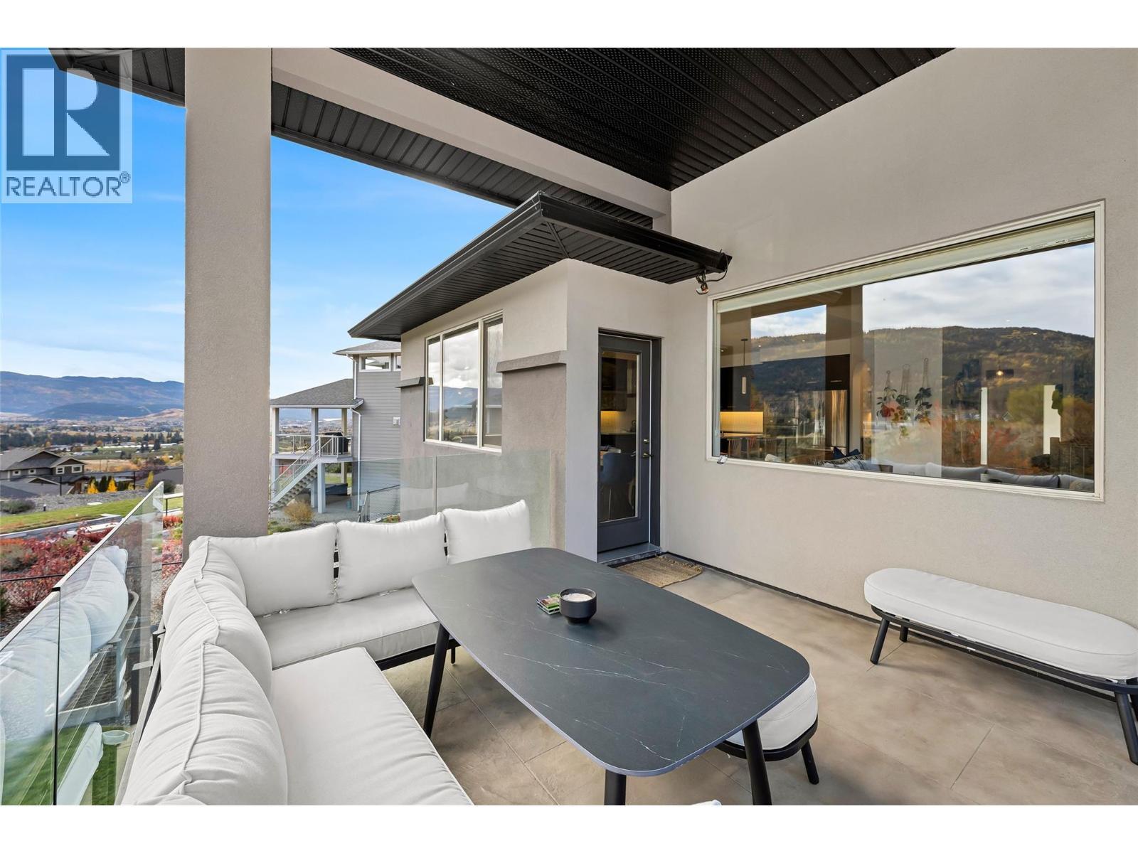 221 Kicking Horse Place, Vernon, BC - Outdoor With Exterior