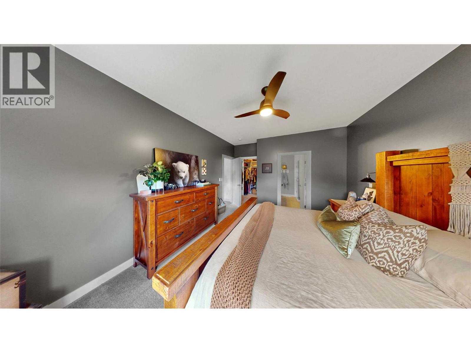 221 Kicking Horse Place, Vernon, BC - Indoor Photo Showing Bedroom