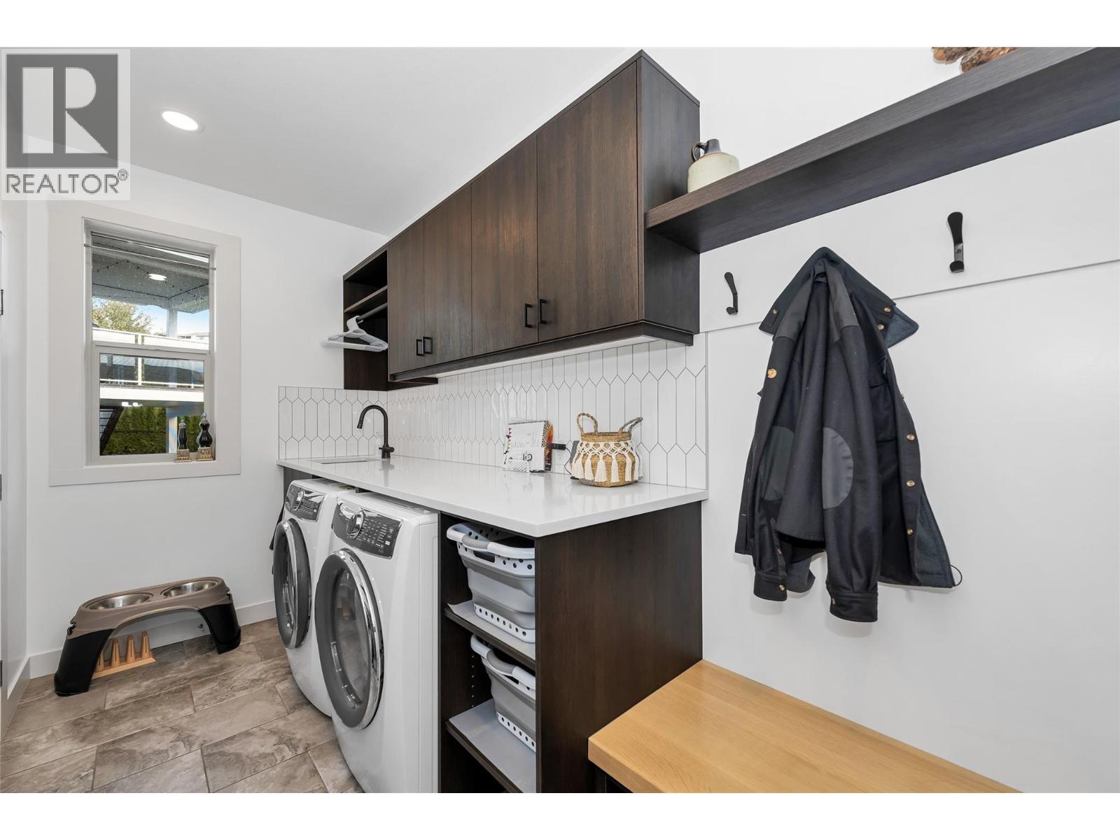 221 Kicking Horse Place, Vernon, BC - Indoor Photo Showing Laundry Room