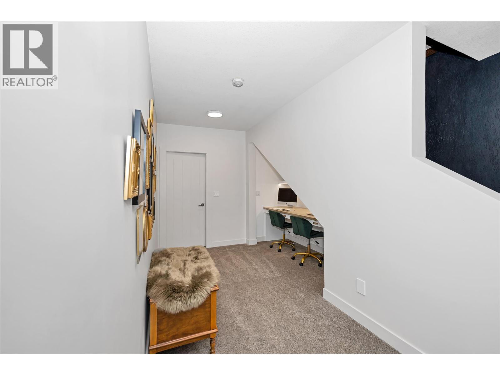 221 Kicking Horse Place, Vernon, BC - Indoor Photo Showing Other Room