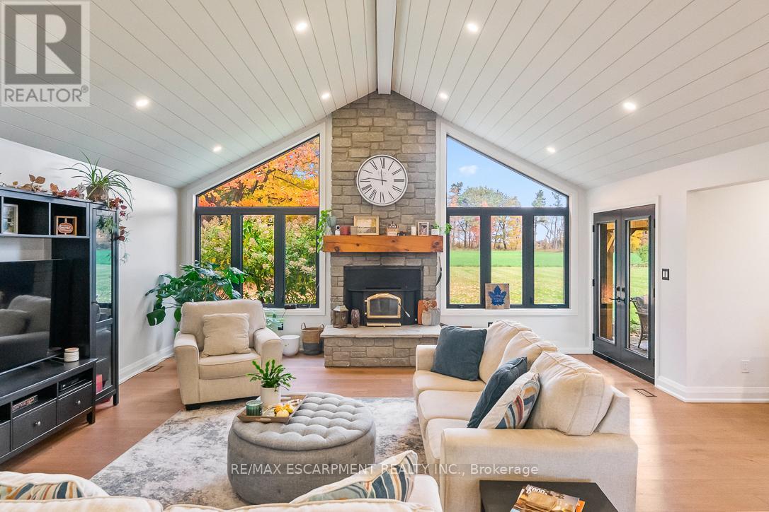 5665 Milburough Line, Burlington, ON