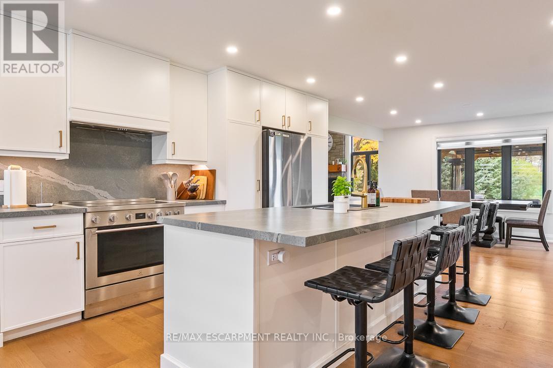 5665 Milburough Line, Burlington, ON