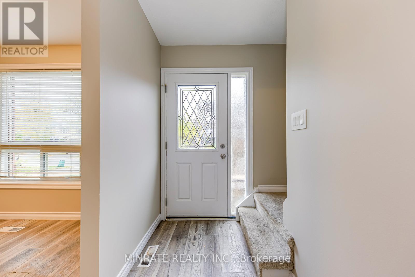 2369 Coldstream Drive, Burlington, ON - Indoor Photo Showing Other Room