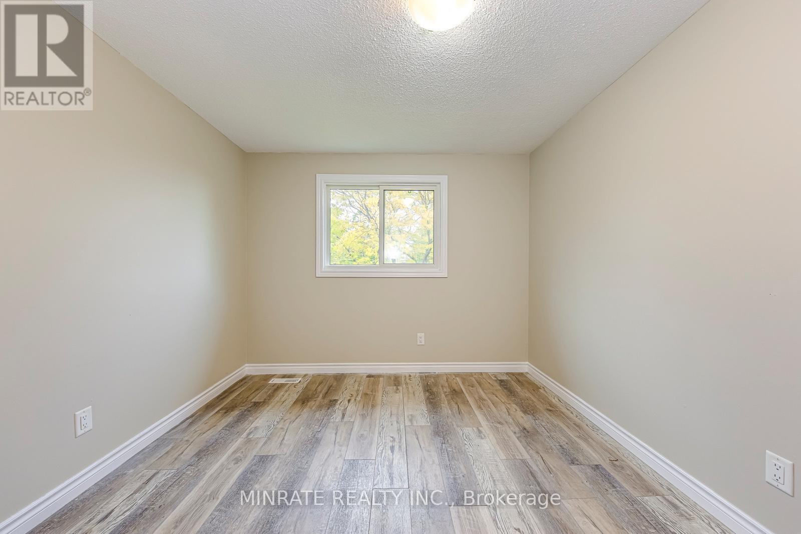 2369 Coldstream Drive, Burlington, ON - Indoor Photo Showing Other Room