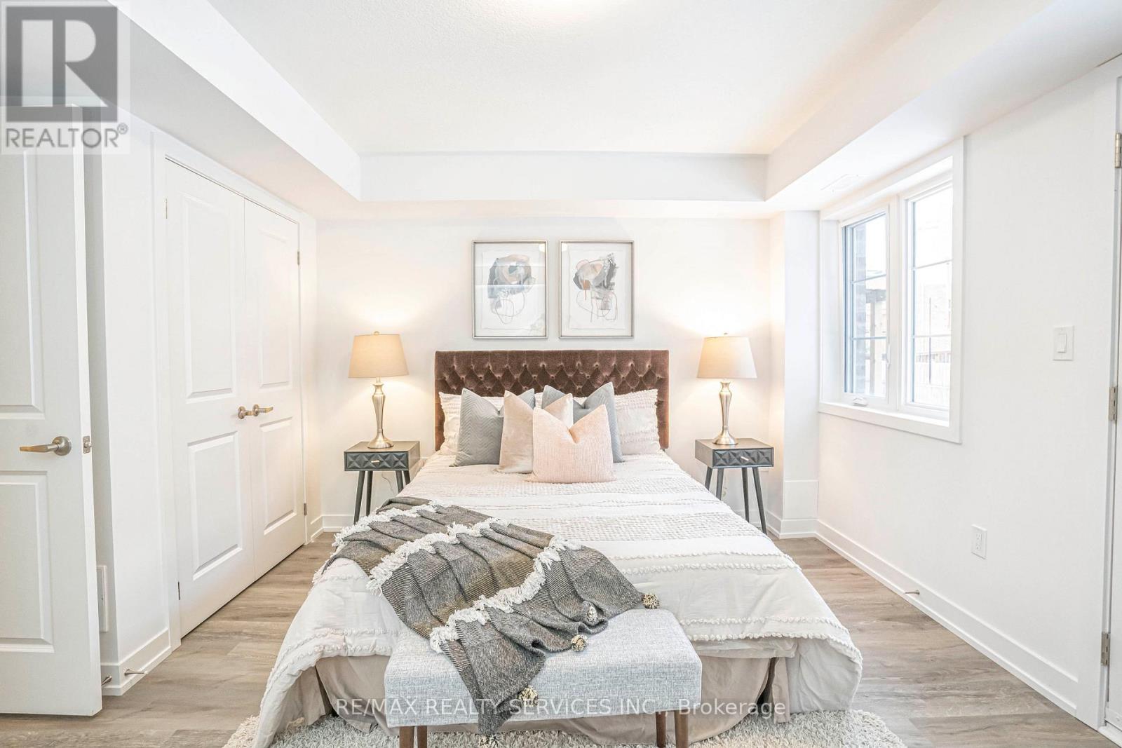 32 - 205 West Oak Trail, Kitchener, ON - Indoor Photo Showing Bedroom
