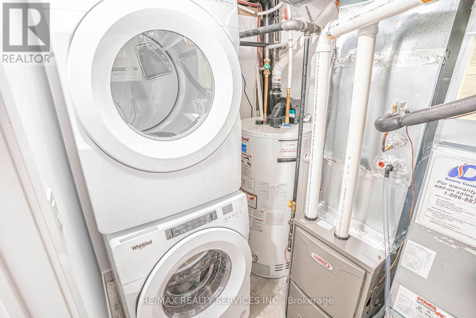 32 - 205 West Oak Trail, Kitchener, ON - Indoor Photo Showing Laundry Room