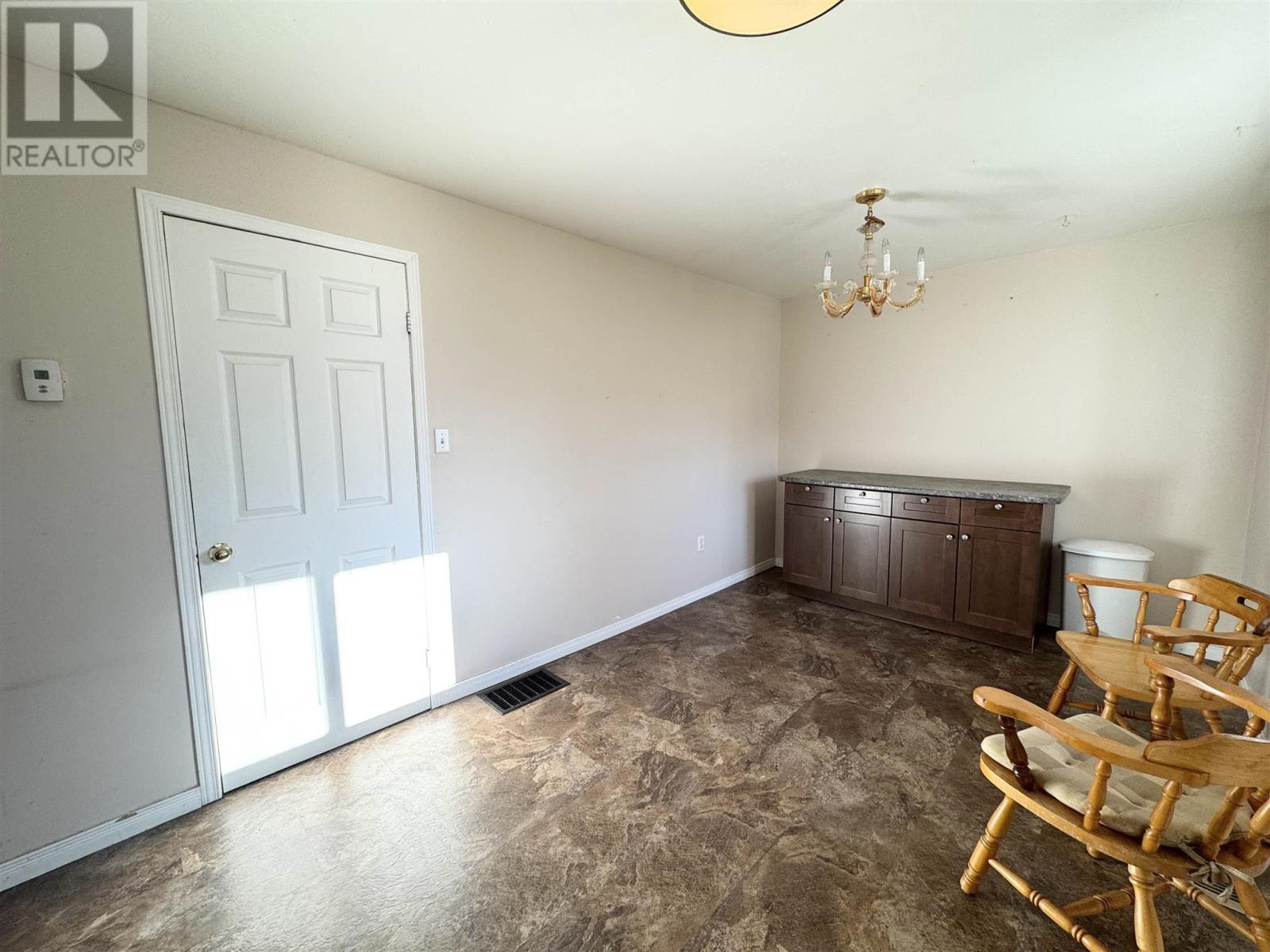 41 Elgin St, Chapleau, ON - Indoor Photo Showing Other Room