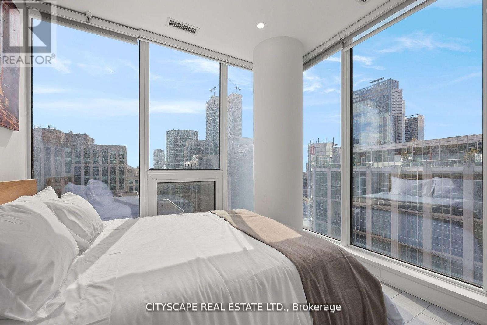 1802 - 55 Mercer Street, Toronto, ON - Indoor Photo Showing Bedroom