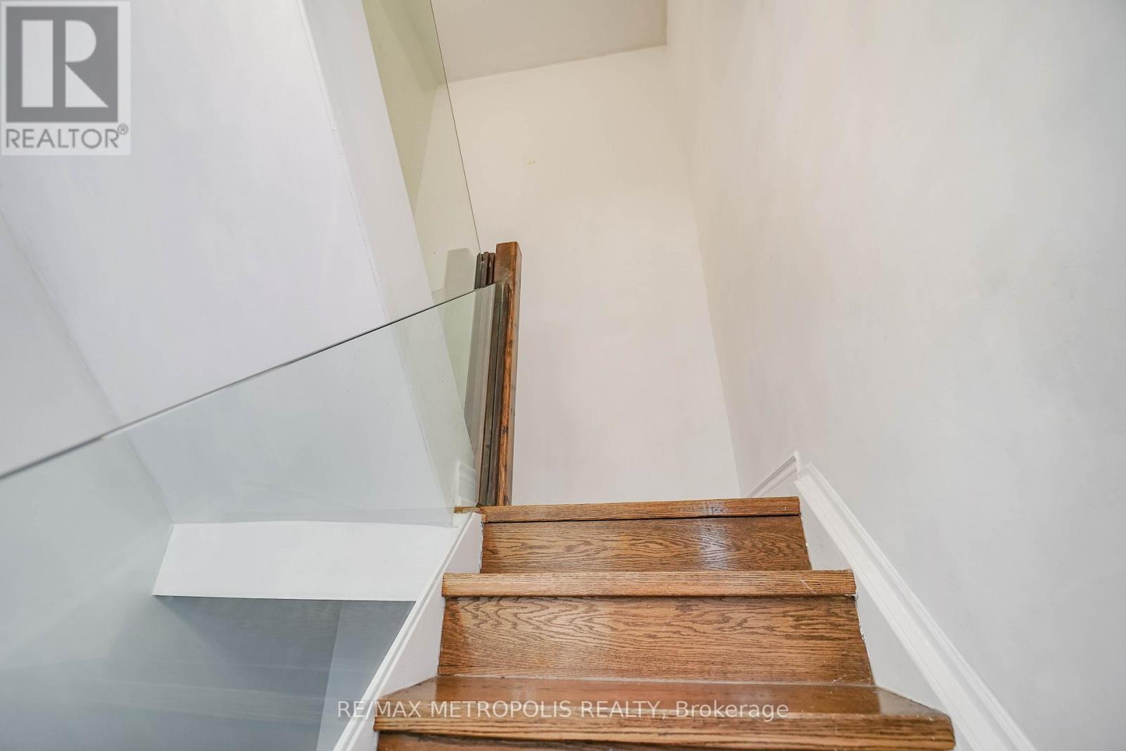 8 - 75 Blackwell Avenue, Toronto, ON - Indoor Photo Showing Other Room