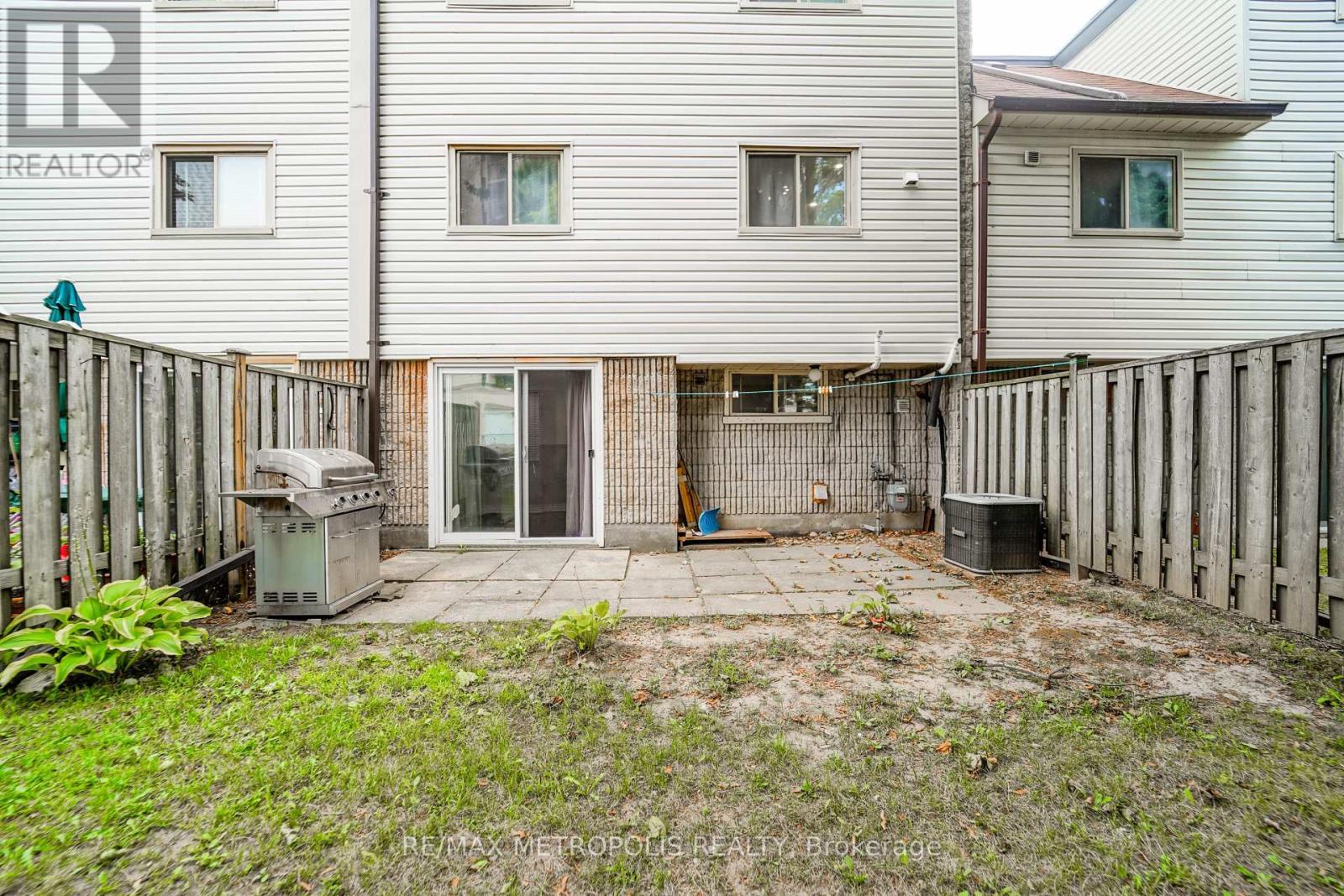 8 - 75 Blackwell Avenue, Toronto, ON - Outdoor With Exterior