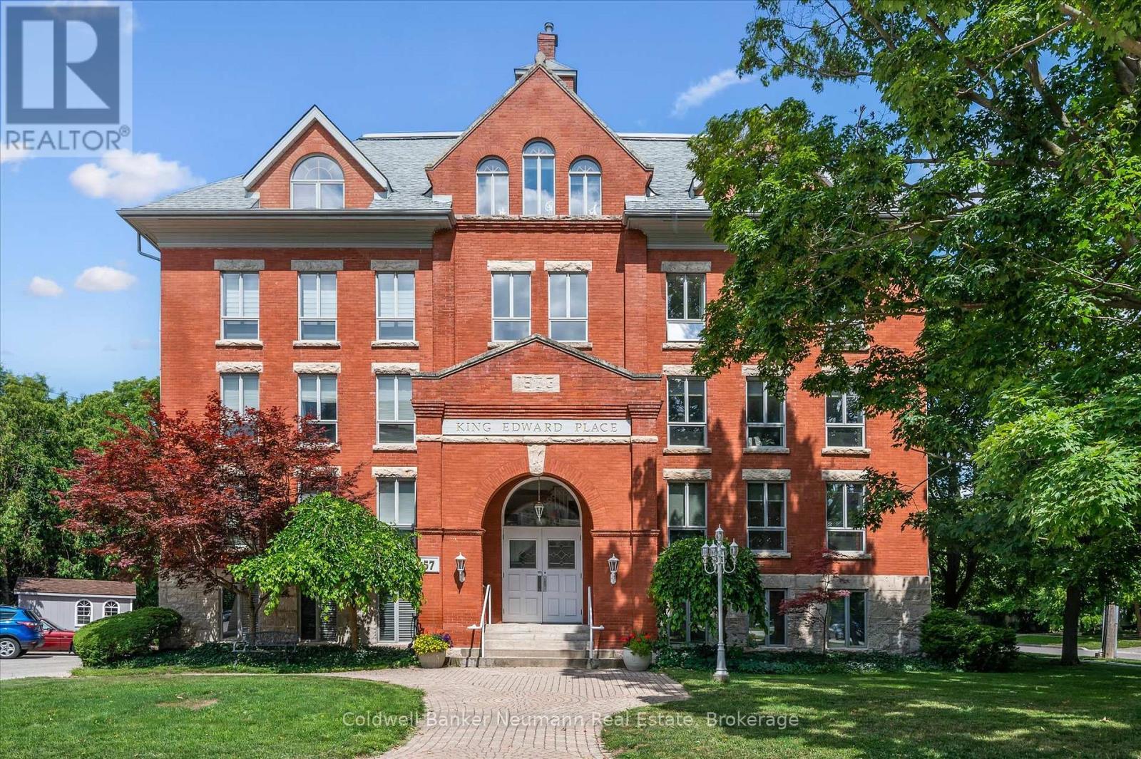 305 - 57 Suffolk Street W, Guelph (Downtown), ON - Outdoor With Facade