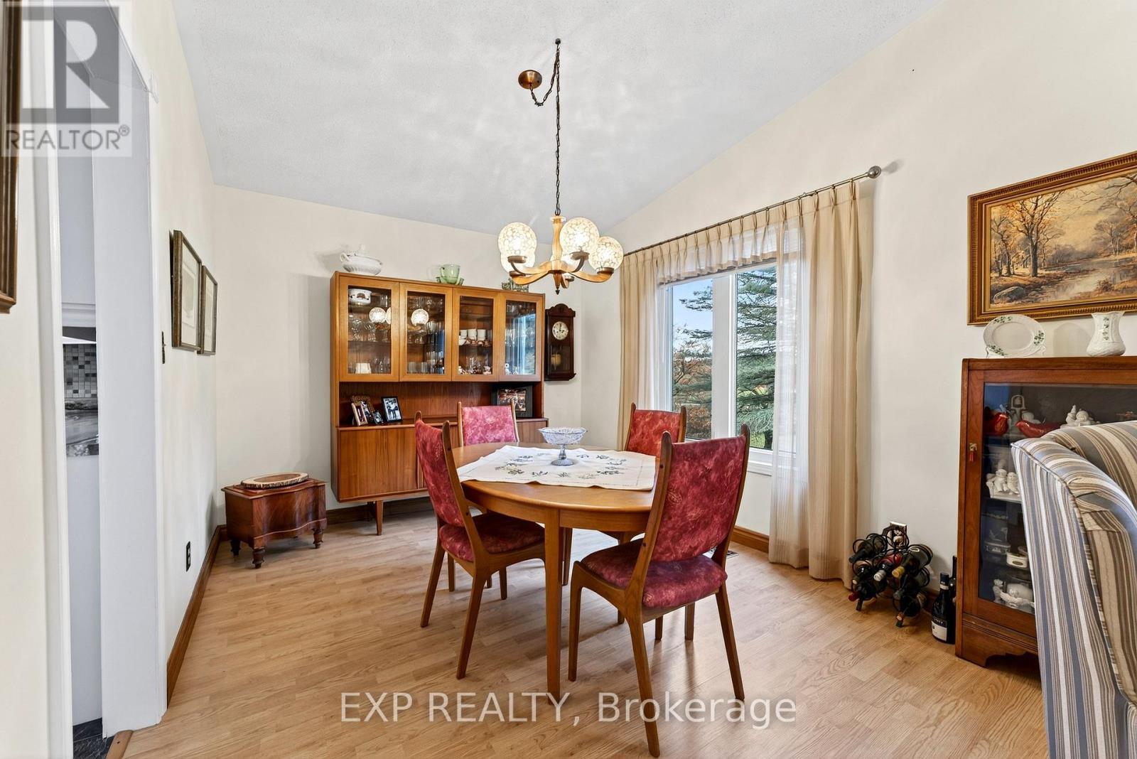 617 Tuftsville Road, Stirling-Rawdon (Rawdon Ward), ON - Indoor Photo Showing Dining Room