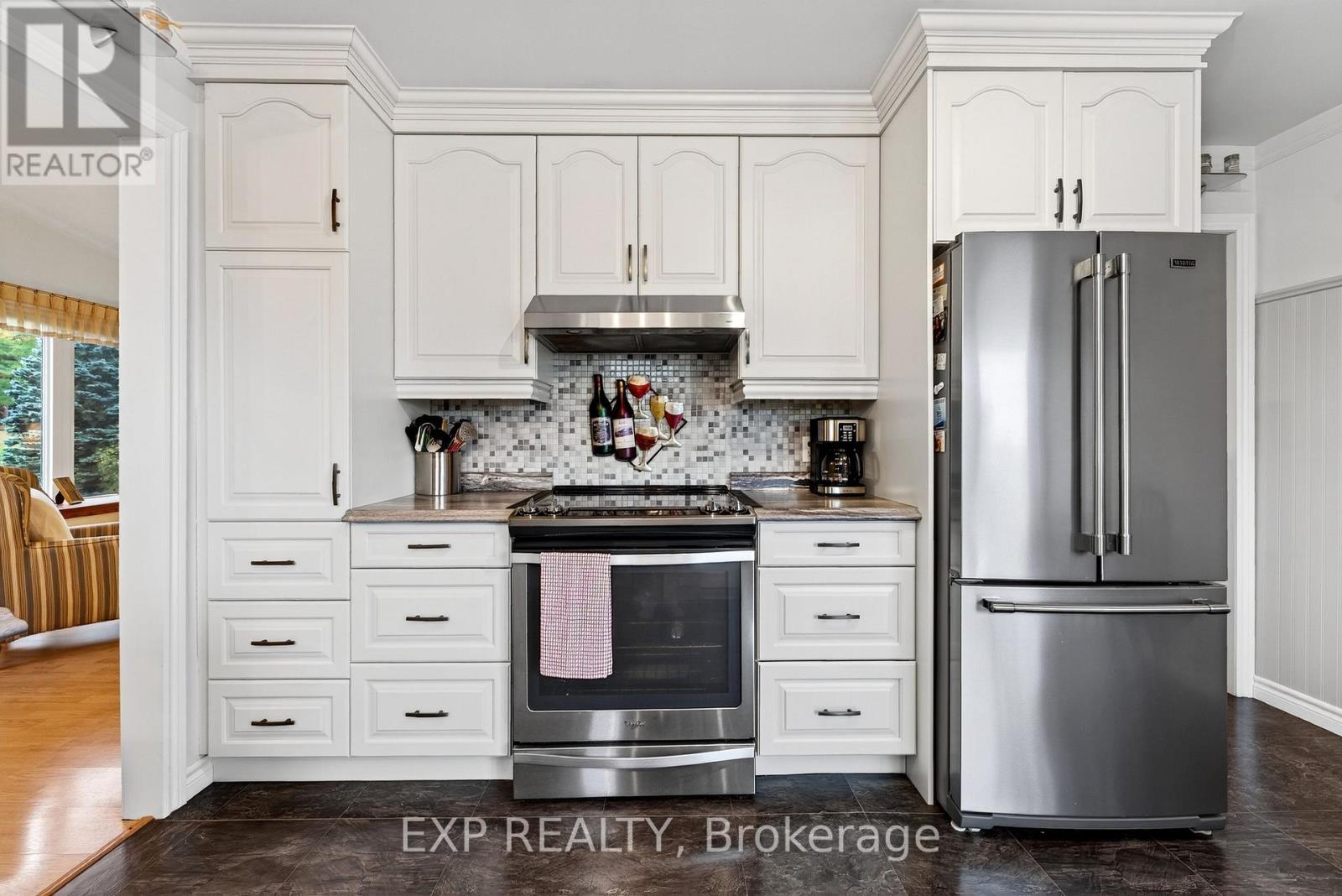 617 Tuftsville Road, Stirling-Rawdon (Rawdon Ward), ON - Indoor Photo Showing Kitchen With Upgraded Kitchen