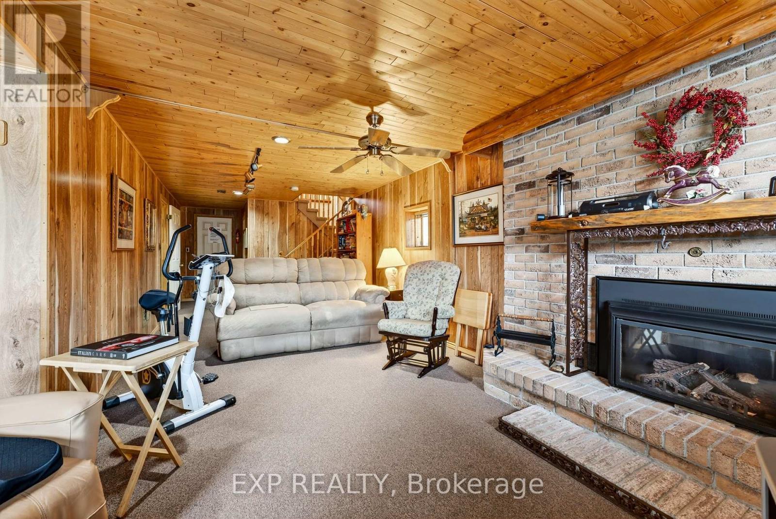 617 Tuftsville Road, Stirling-Rawdon (Rawdon Ward), ON - Indoor With Fireplace