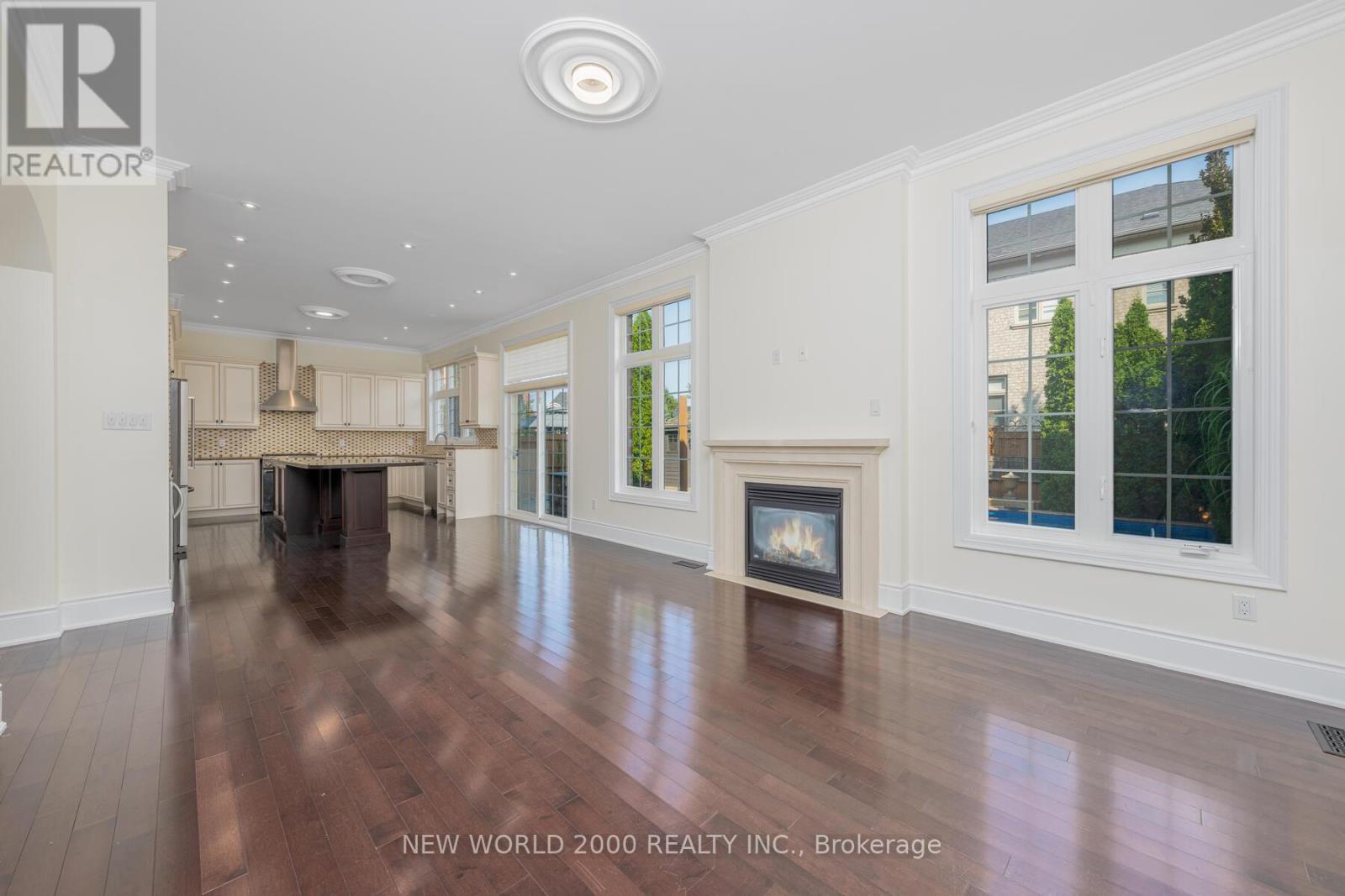 10 Orleans Circle, Vaughan, ON - Indoor Photo Showing Other Room With Fireplace