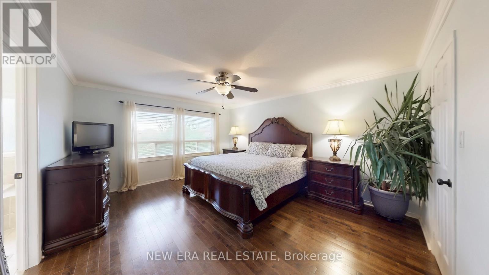 496 Delphine Drive, Burlington, ON - Indoor Photo Showing Bedroom