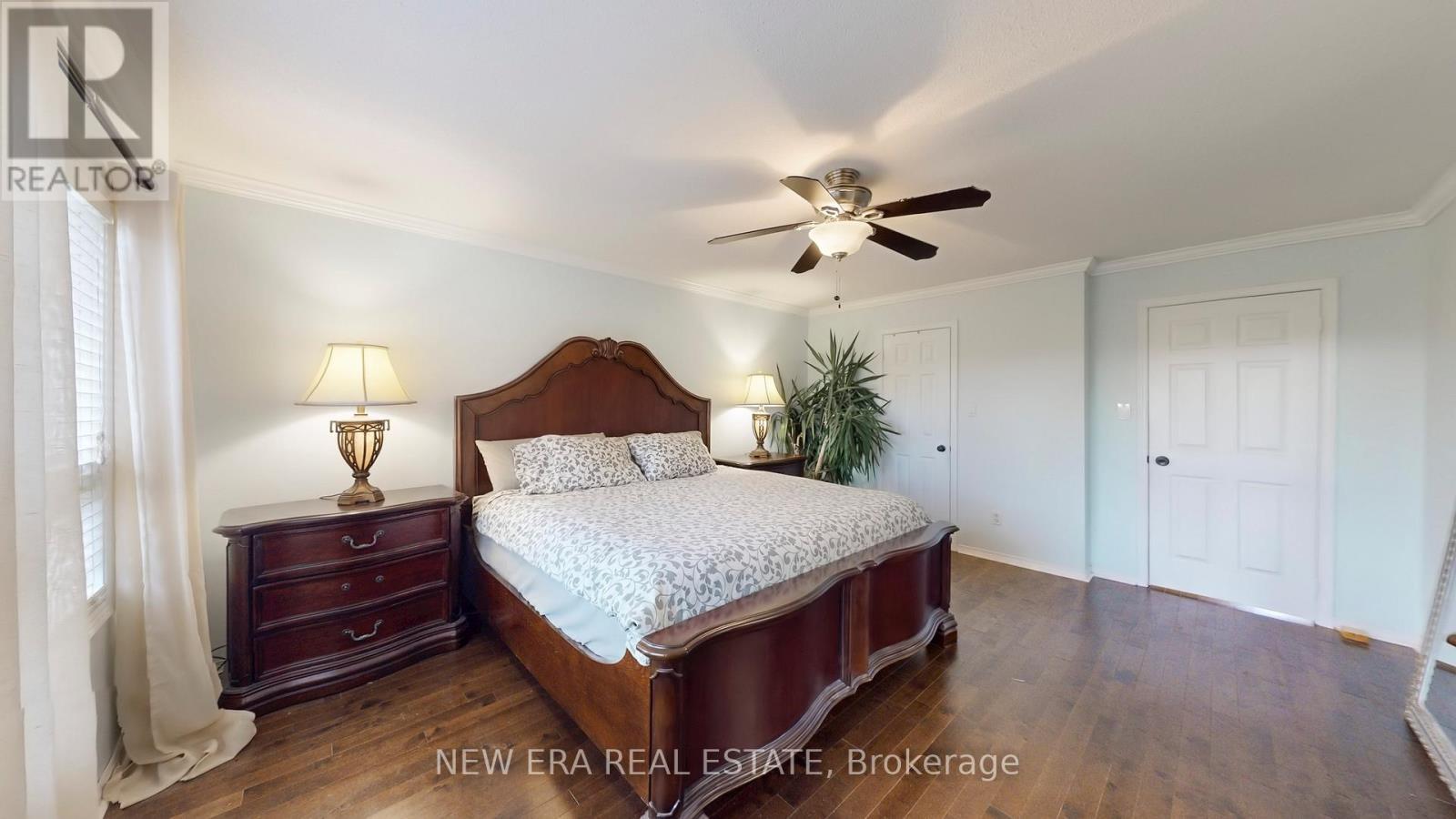496 Delphine Drive, Burlington, ON - Indoor Photo Showing Bedroom