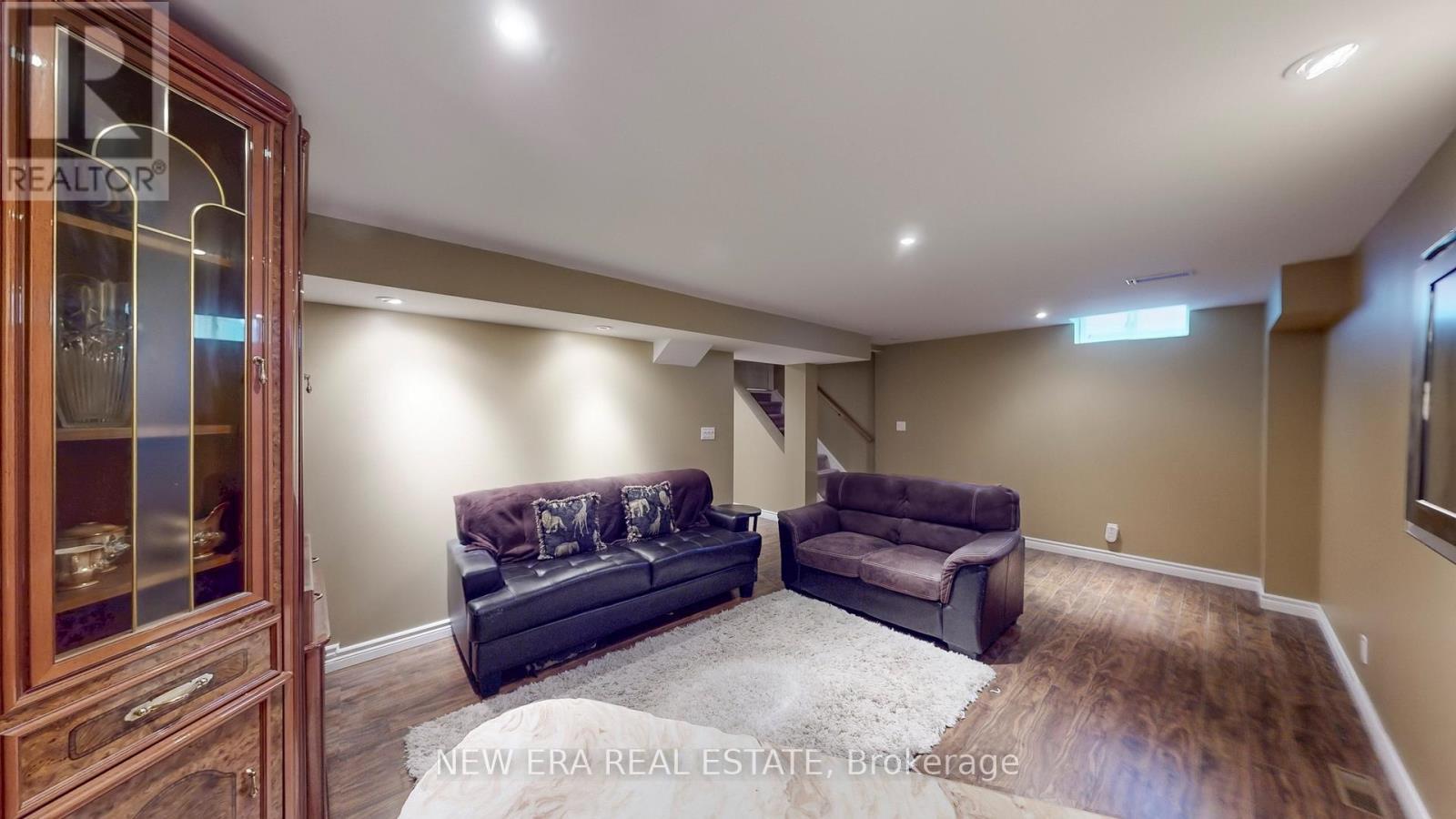 496 Delphine Drive, Burlington, ON - Indoor Photo Showing Basement