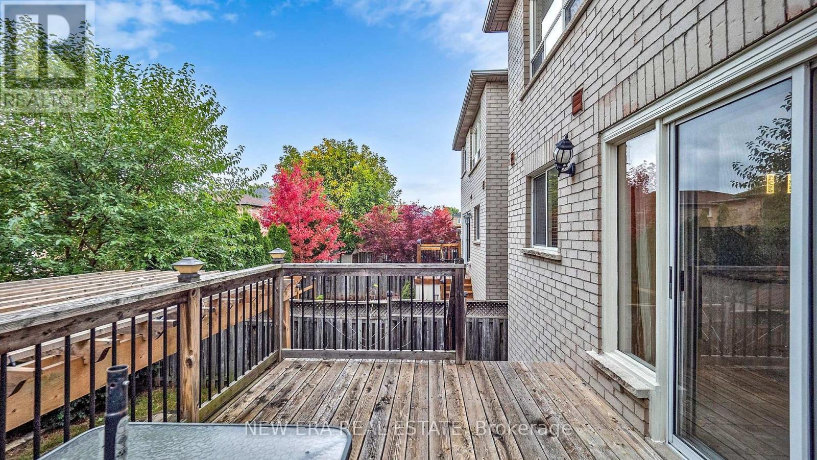 496 Delphine Drive, Burlington, ON - Outdoor With Deck Patio Veranda With Exterior