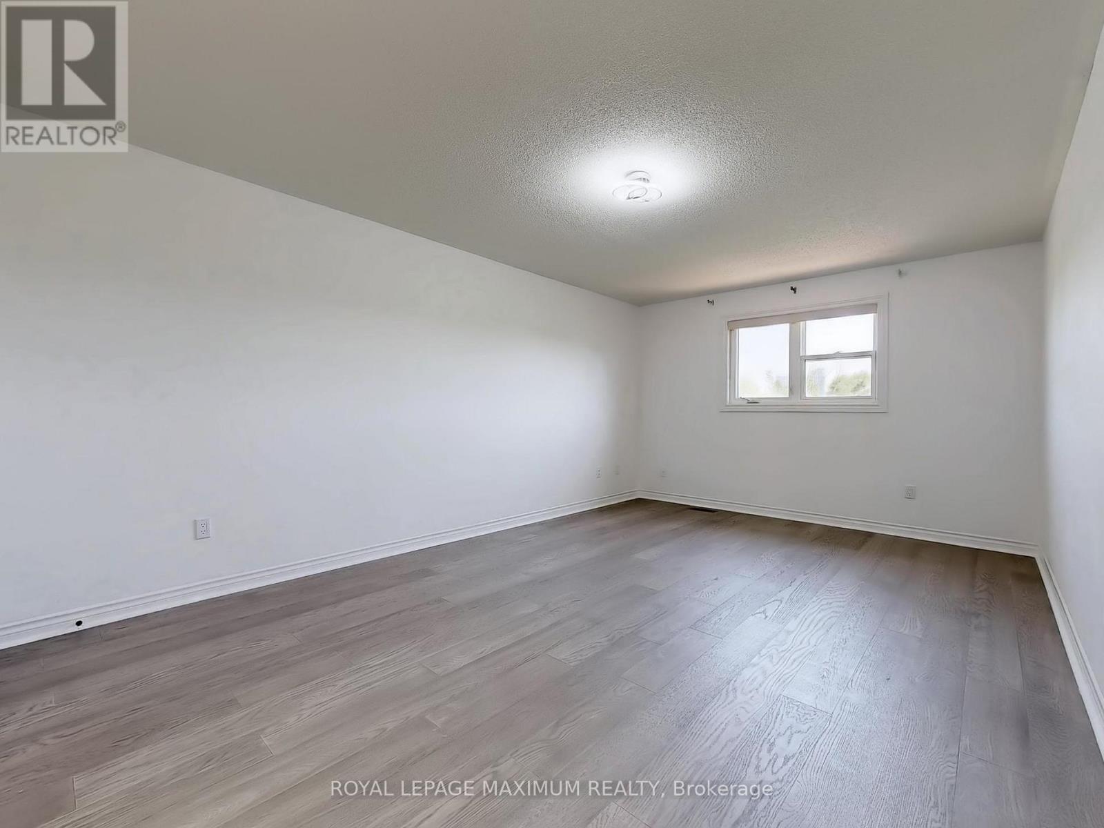 22 A Waltham Crescent, Richmond Hill, ON - Indoor Photo Showing Other Room