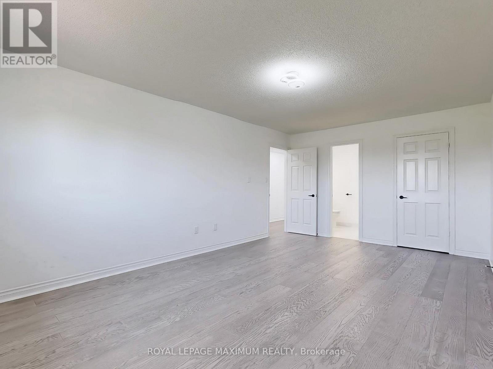 22 A Waltham Crescent, Richmond Hill, ON - Indoor Photo Showing Other Room