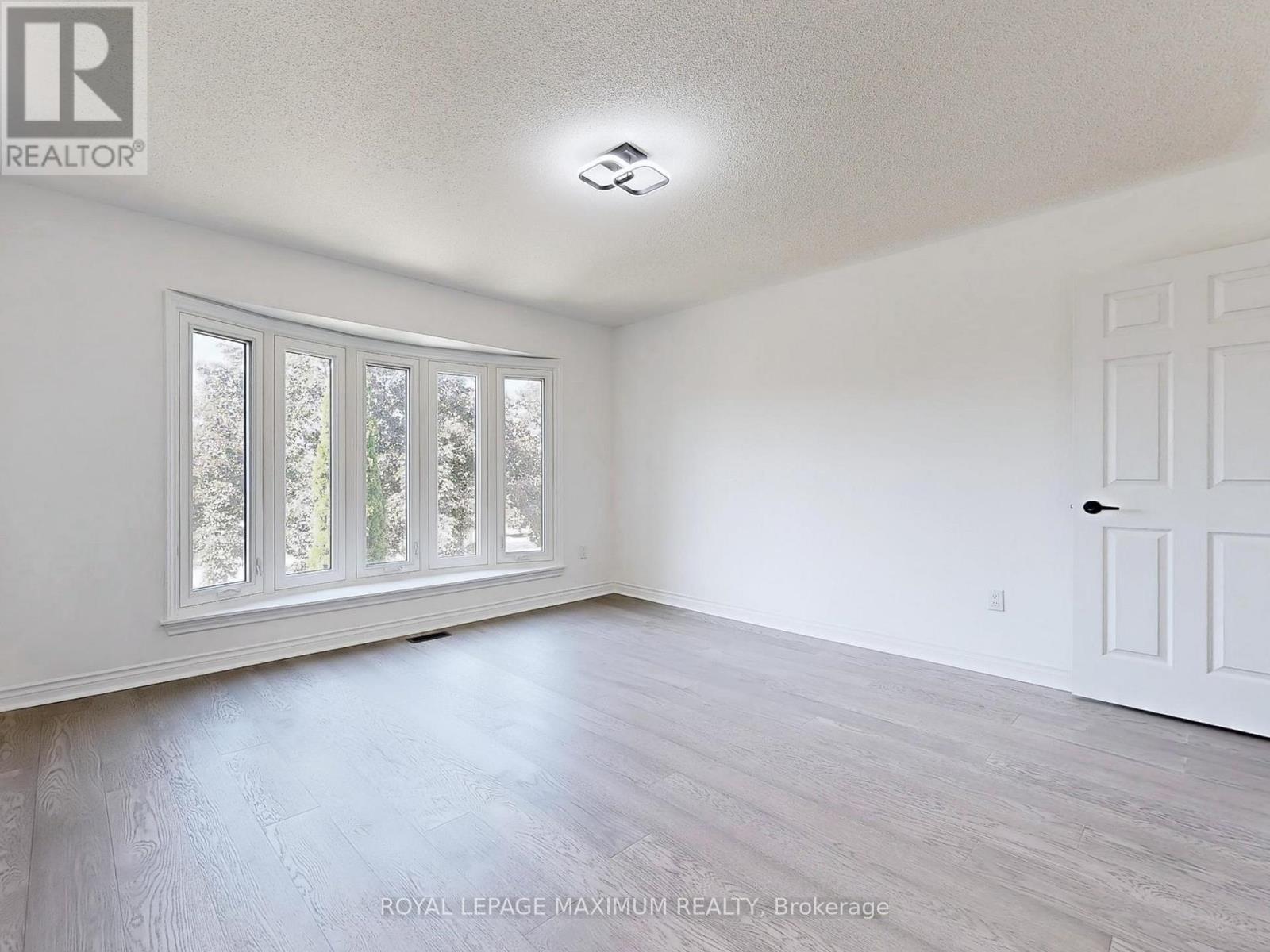 22 A Waltham Crescent, Richmond Hill, ON - Indoor Photo Showing Other Room