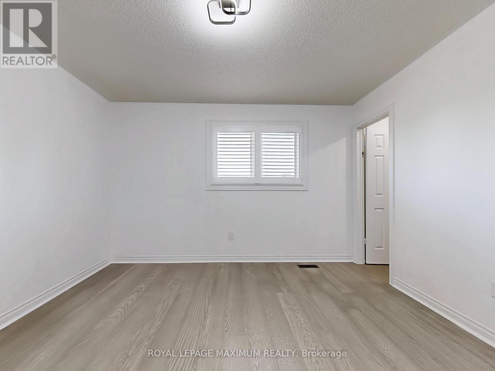 22 A Waltham Crescent, Richmond Hill, ON - Indoor Photo Showing Other Room