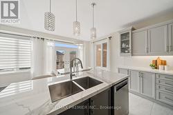 2 ISLANDS IN KITCHEN -