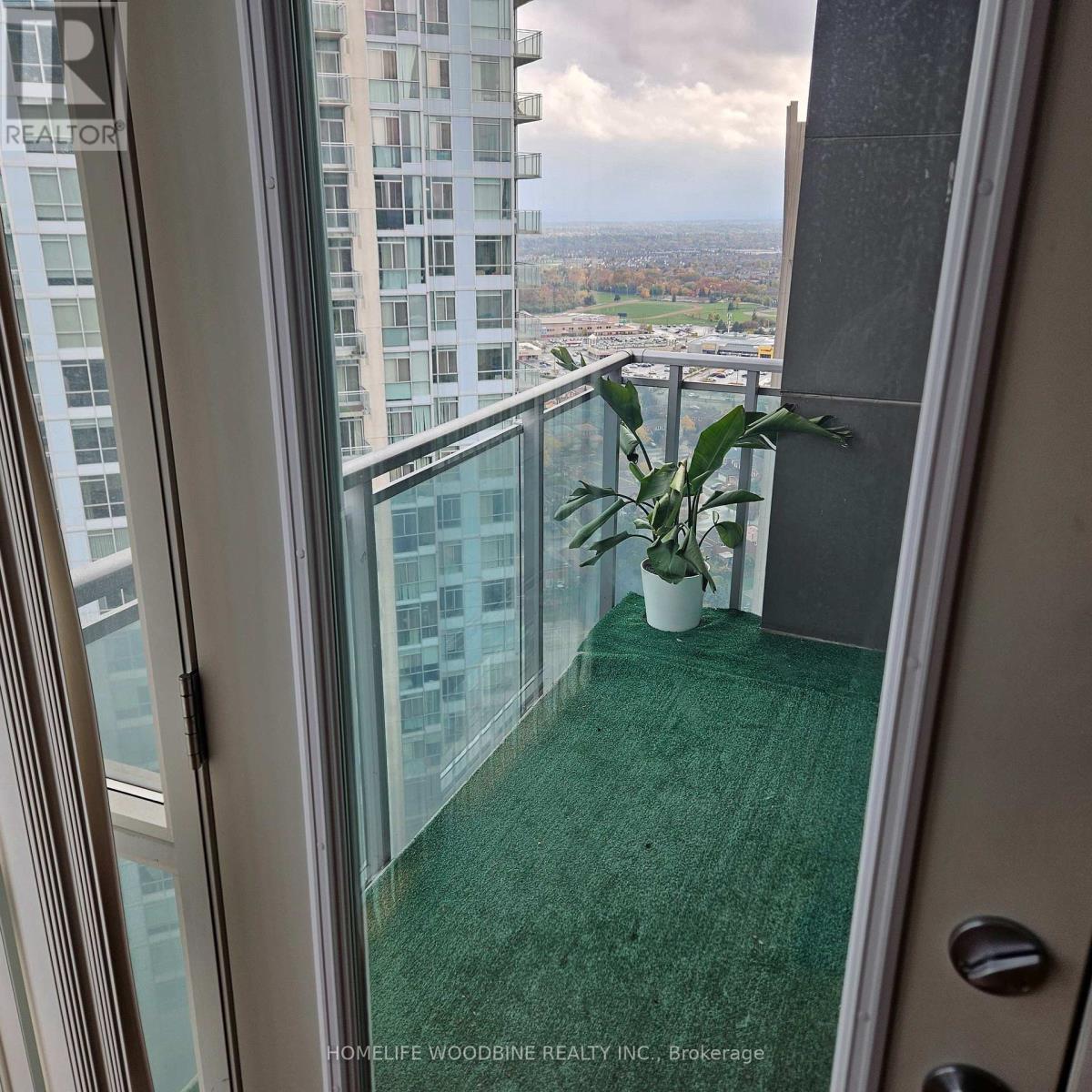 3006 - 3939 Duke Of York Boulevard, Mississauga, ON - Photo Showing Other Room