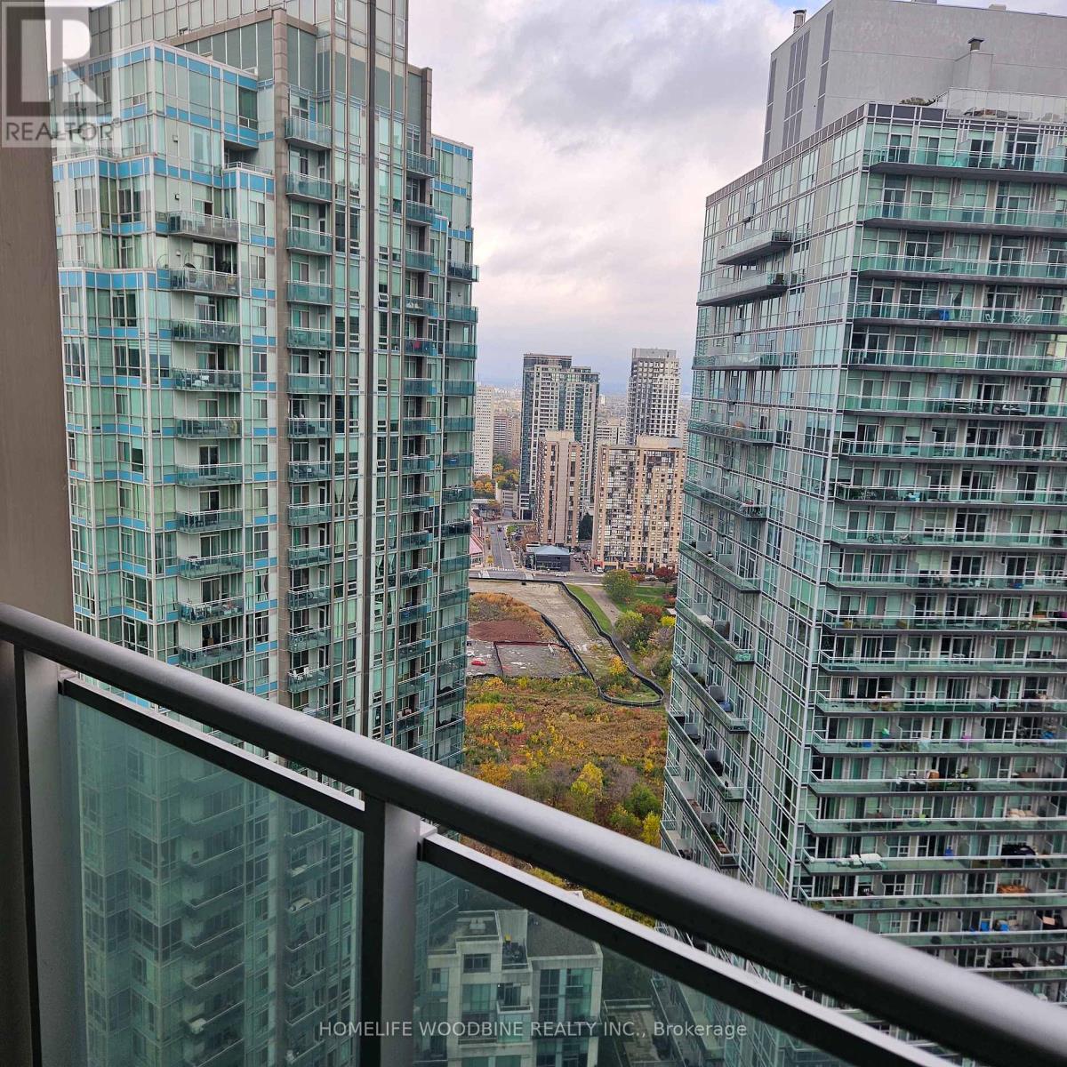 3006 - 3939 Duke Of York Boulevard, Mississauga, ON - Outdoor