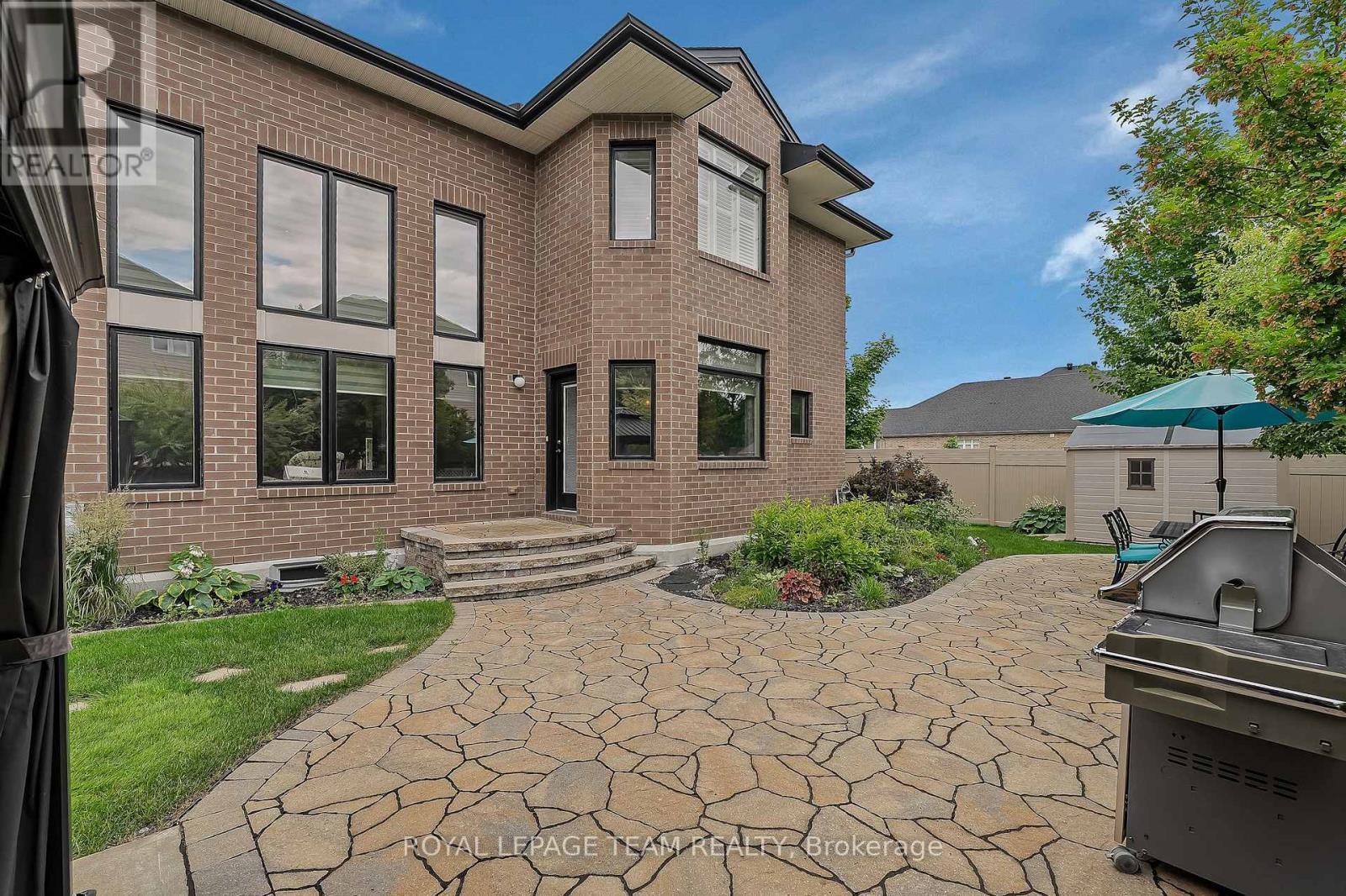 51 Bridle Crest Court, Ottawa, ON - Outdoor