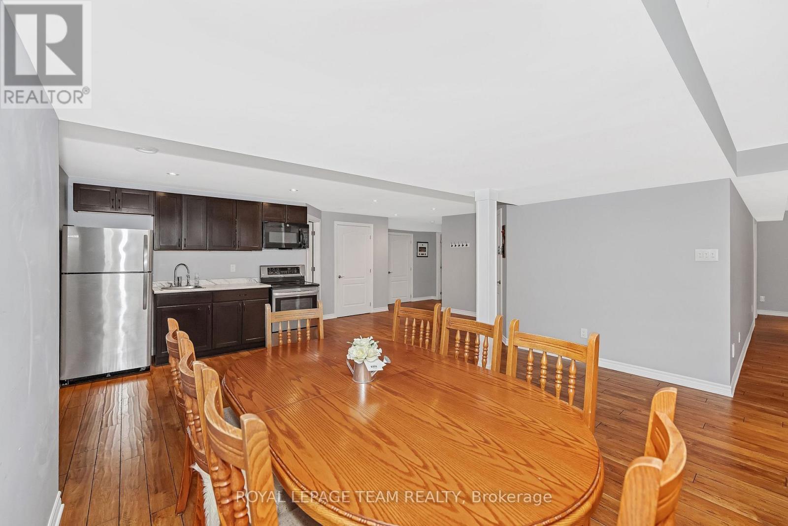 51 Bridle Crest Court, Ottawa, ON - Indoor Photo Showing Dining Room