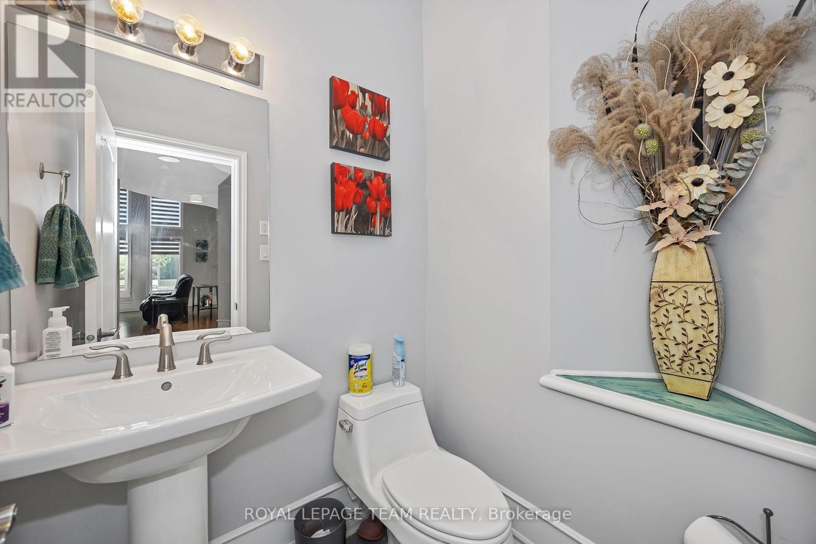 51 Bridle Crest Court, Ottawa, ON - Indoor Photo Showing Bathroom