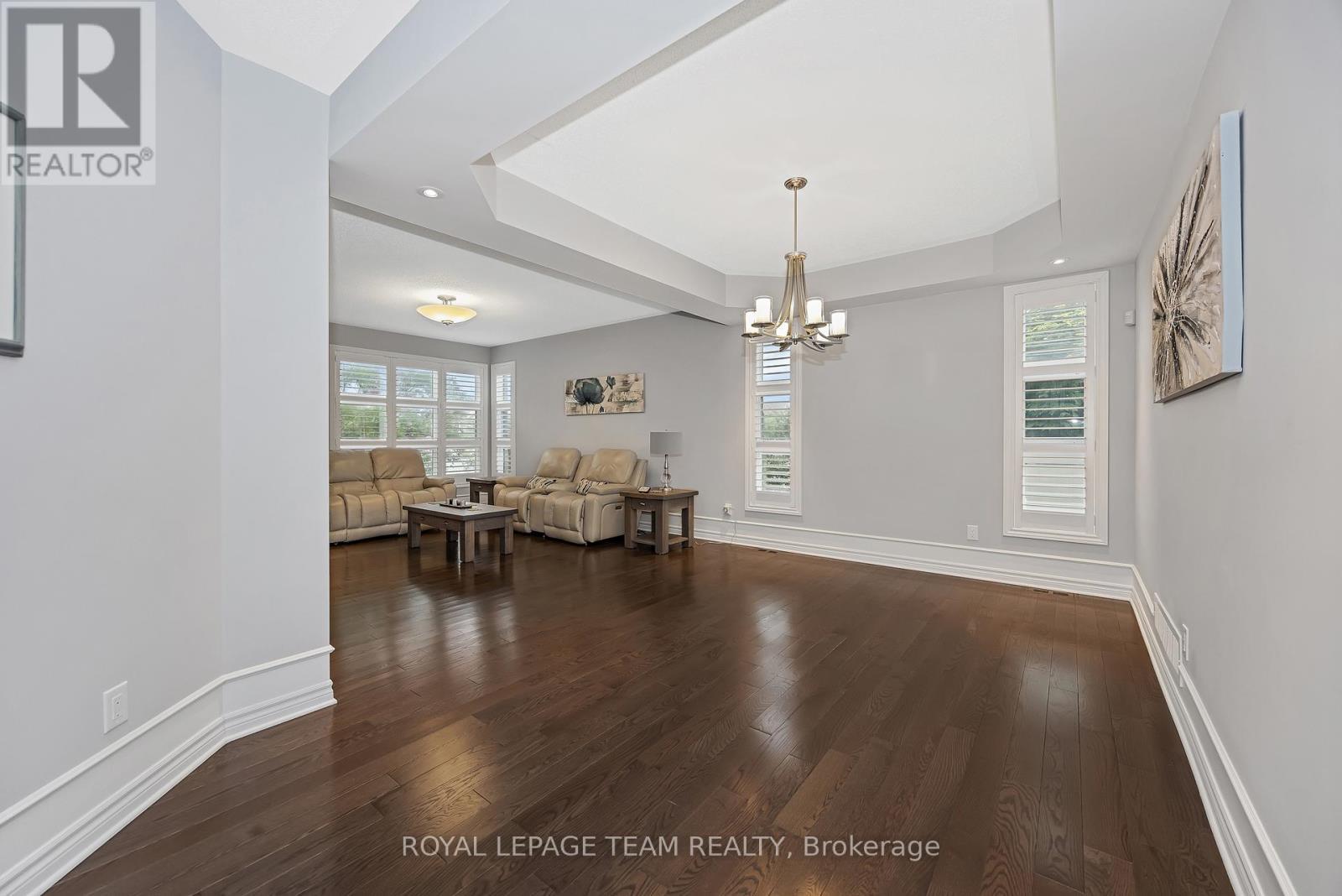 51 Bridle Crest Court, Ottawa, ON - Indoor