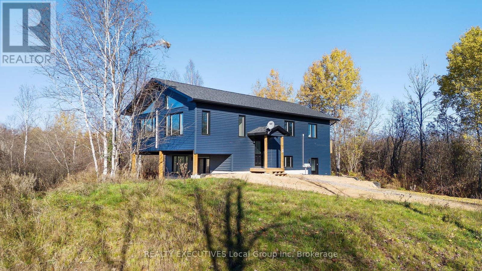 1276 Hart Road, Callander, ON - Outdoor