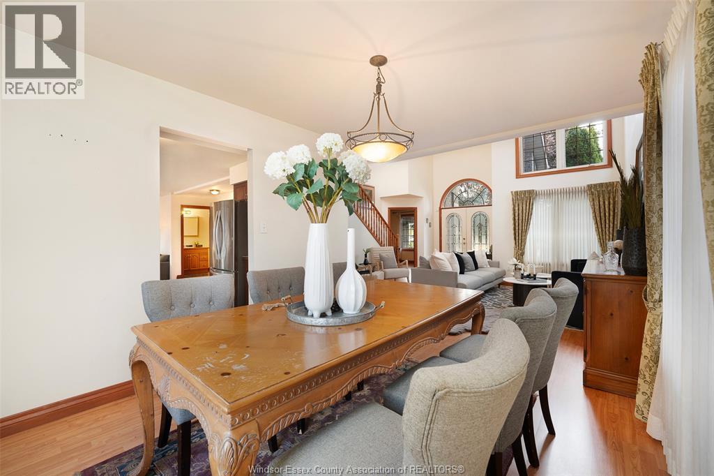 11363 Amalfi, Windsor, ON - Indoor Photo Showing Dining Room