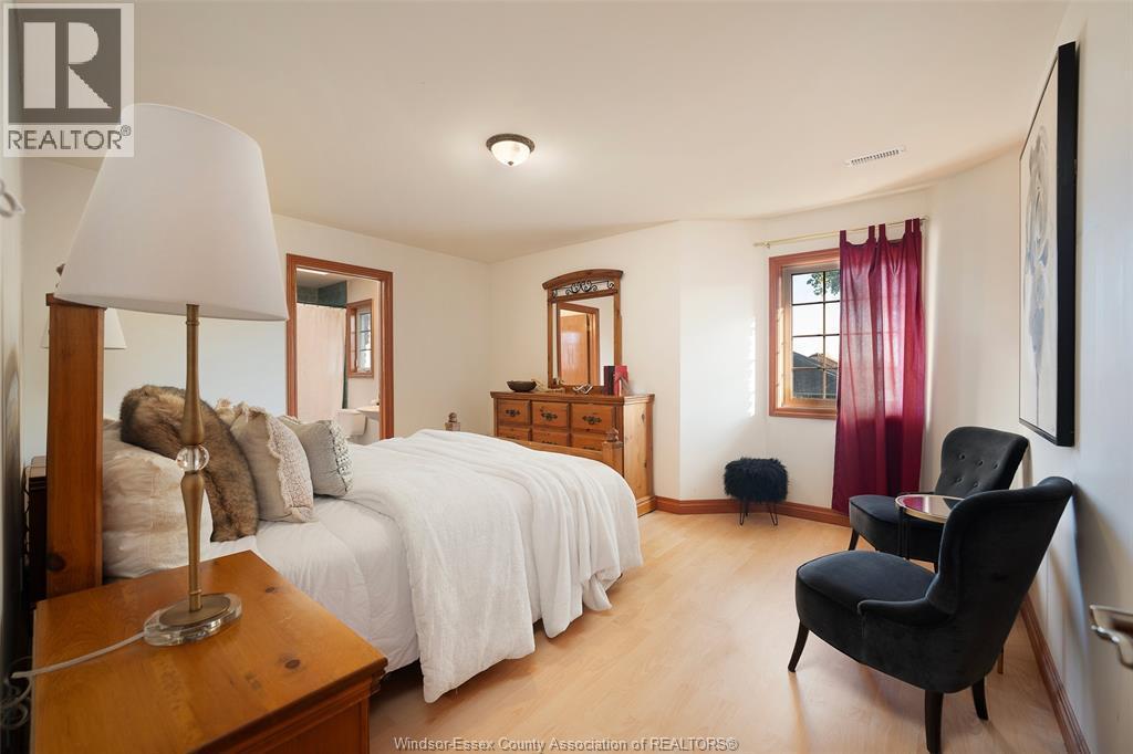 11363 Amalfi, Windsor, ON - Indoor Photo Showing Bedroom