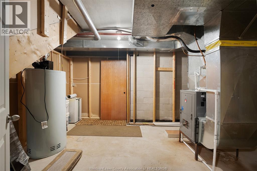 11363 Amalfi, Windsor, ON - Indoor Photo Showing Basement