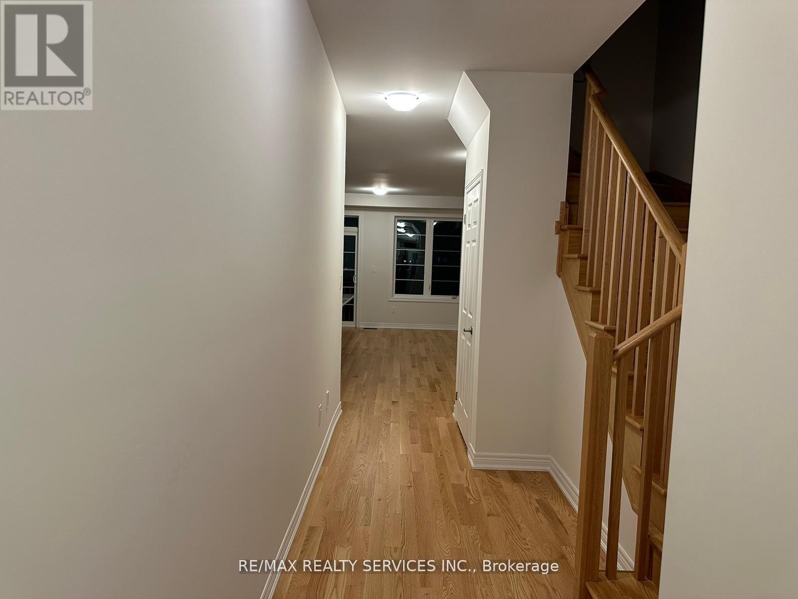 93 Air Dancer Crescent, Oshawa, ON - Indoor Photo Showing Other Room