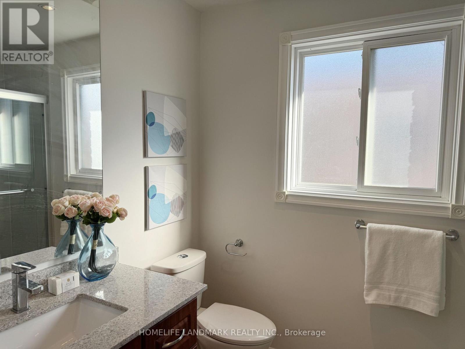 5159 Sunray Drive, Mississauga, ON - Indoor Photo Showing Bathroom