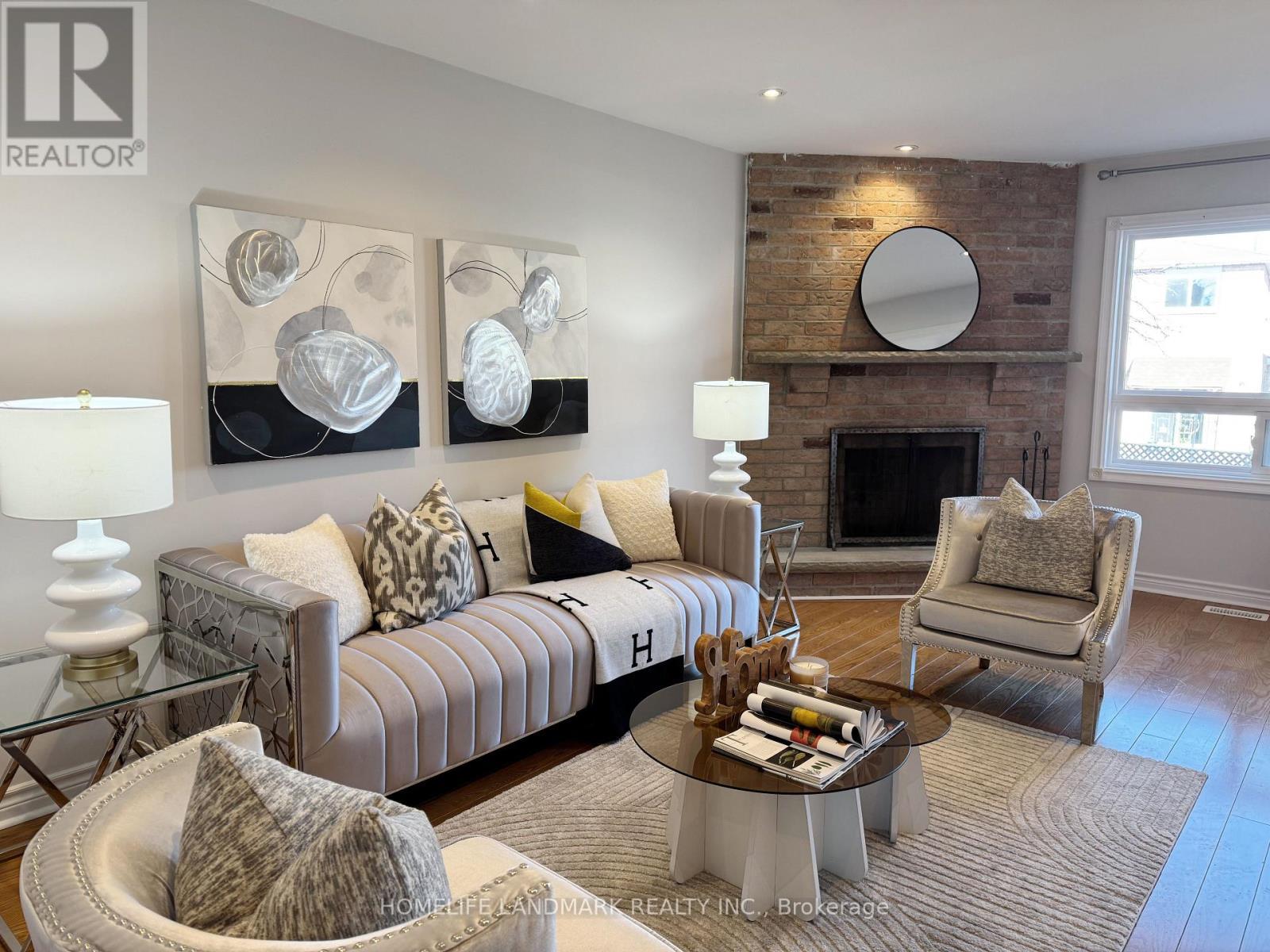 5159 Sunray Drive, Mississauga, ON - Indoor Photo Showing Living Room With Fireplace