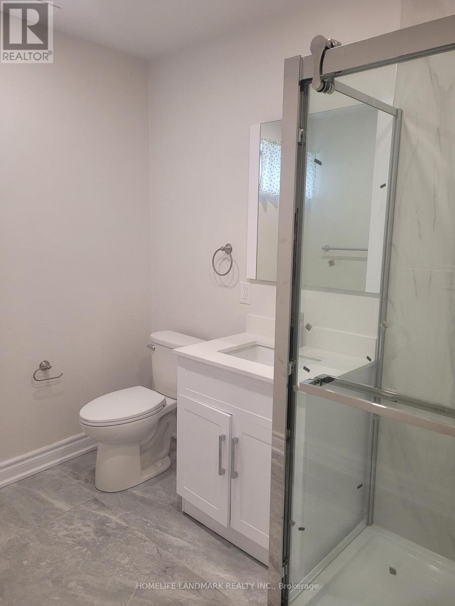 5159 Sunray Drive, Mississauga, ON - Indoor Photo Showing Bathroom