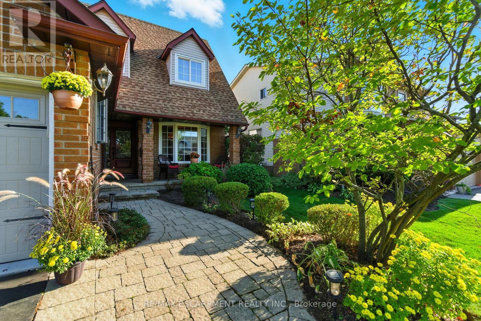 2041 Quail Valley Drive, Burlington, ON - Outdoor