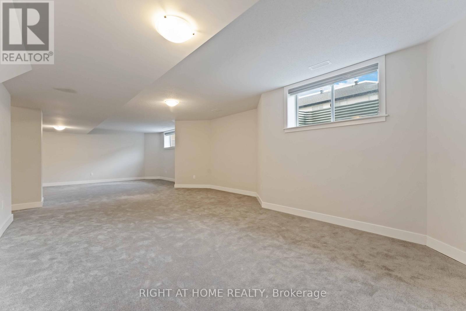 203 Osterley Way, Ottawa, ON - Indoor