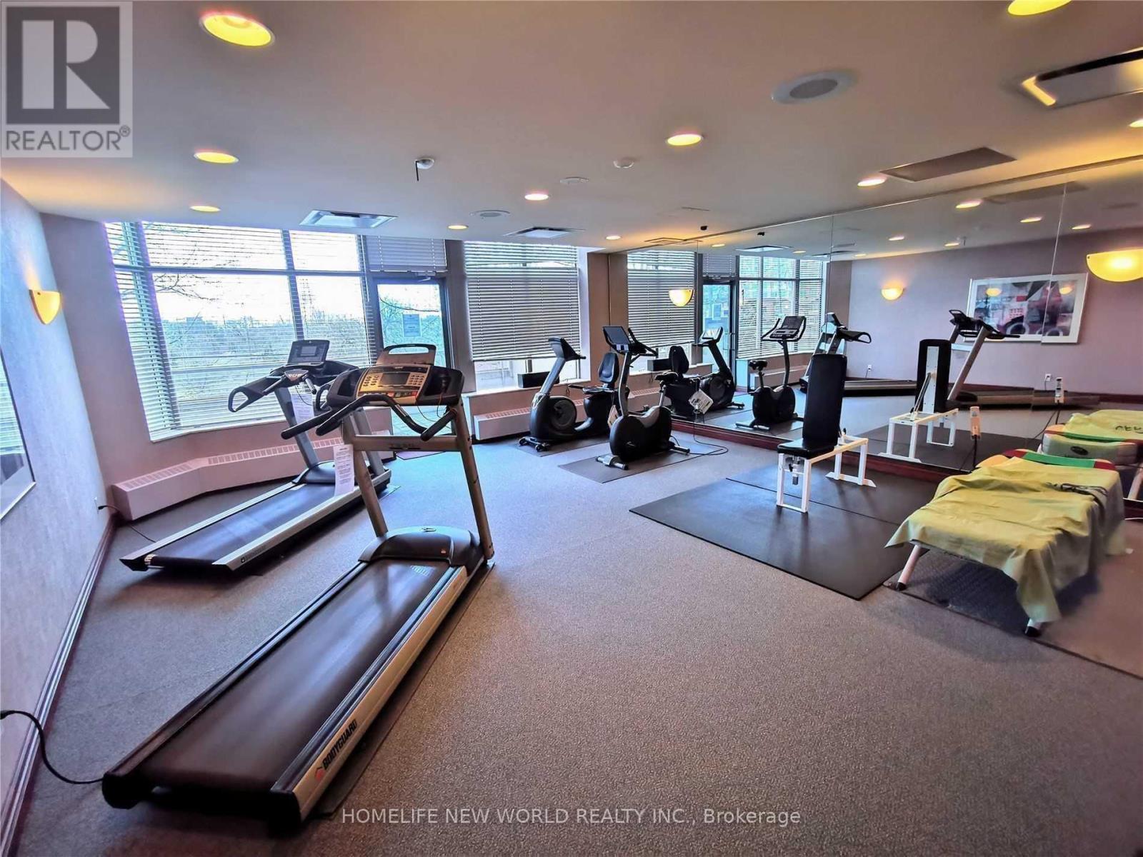 606 - 3088 Kennedy Road, Toronto, ON - Indoor Photo Showing Gym Room