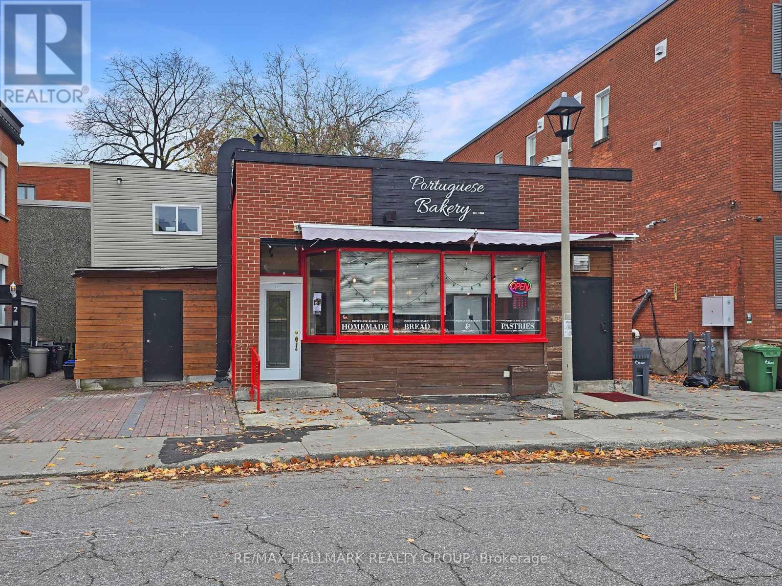 48 Nelson Street, Ottawa, ON