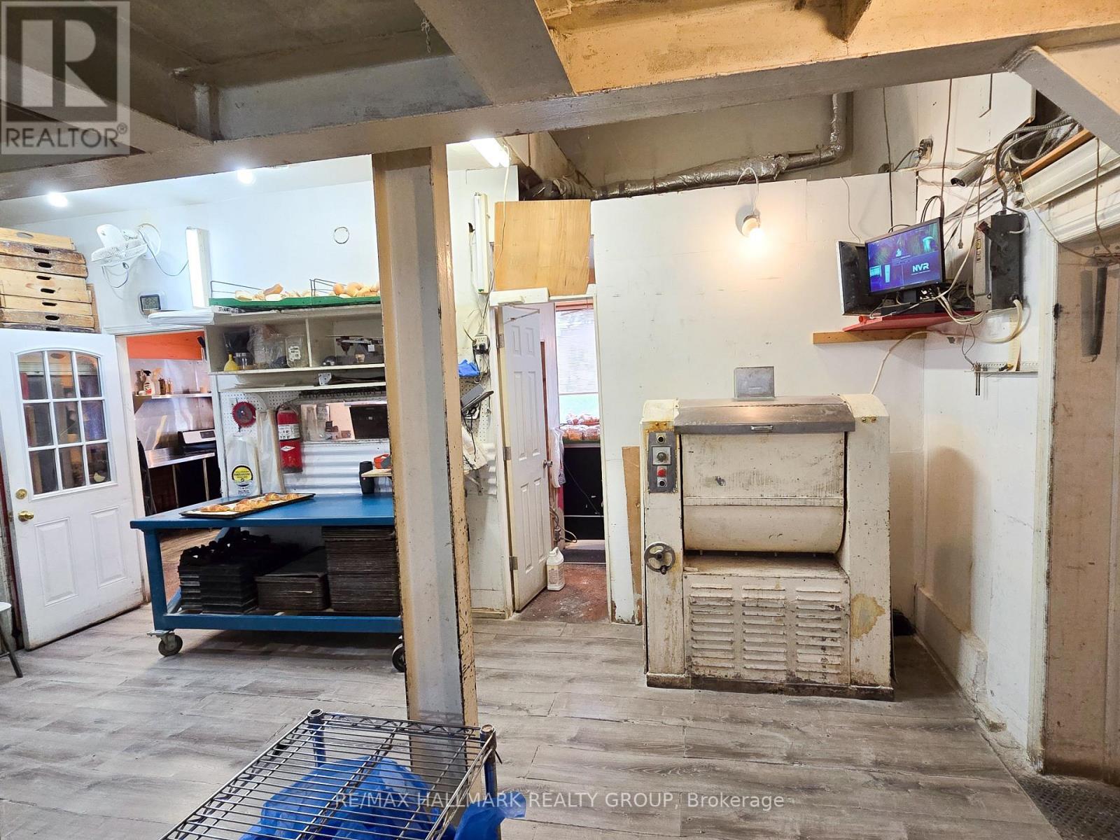 48 Nelson Street, Ottawa, ON