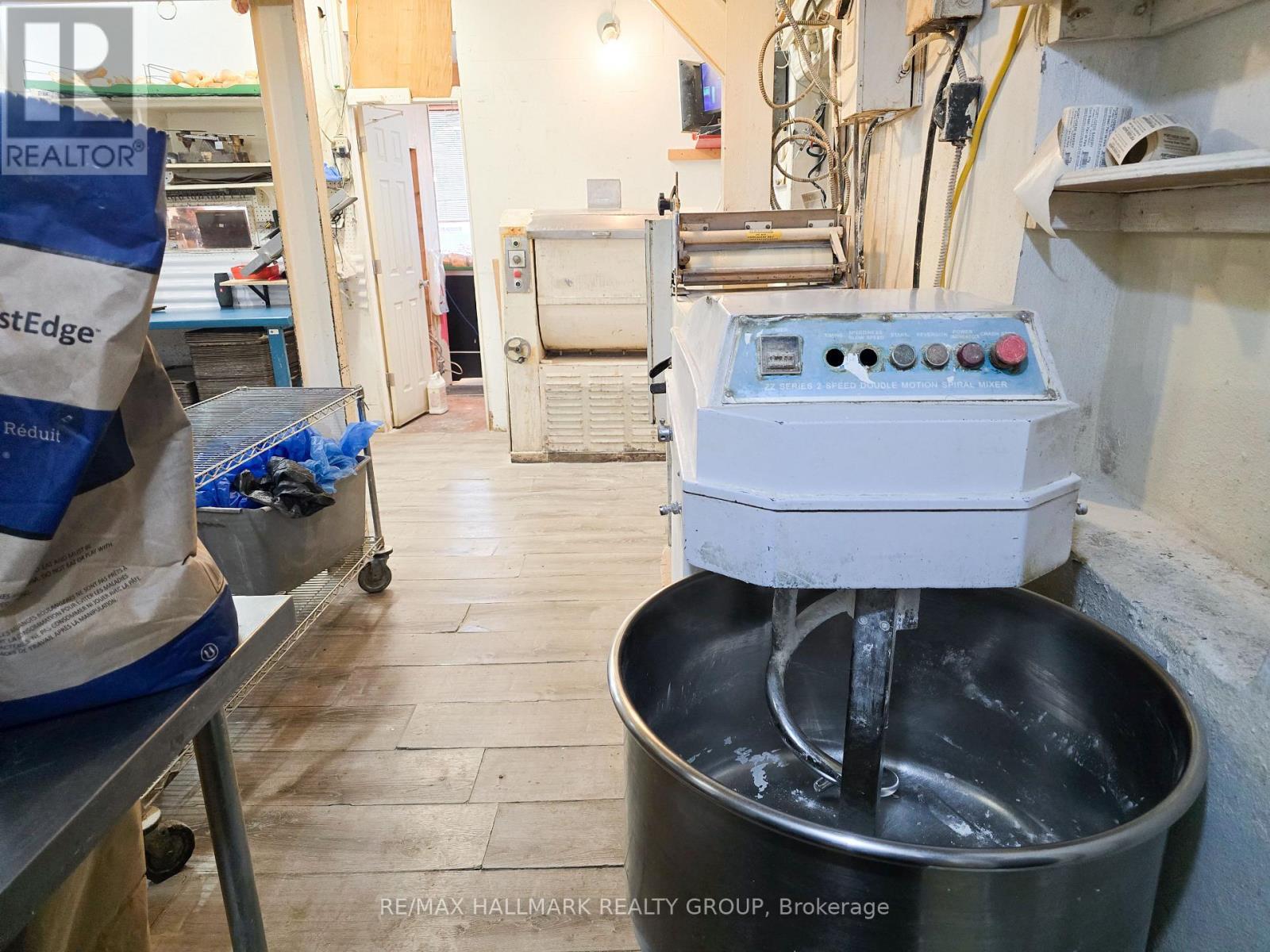 48 Nelson Street, Ottawa, ON